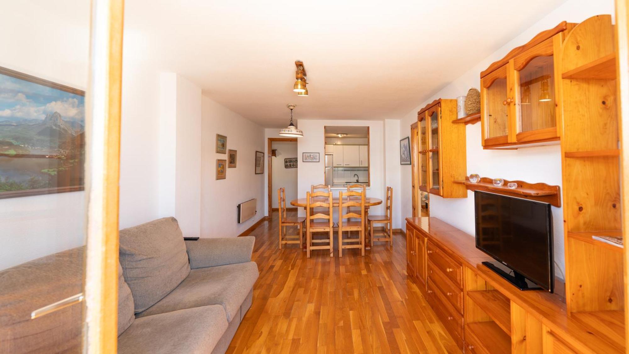Inmobiliaria Formigal - admite mascotas Exterior foto